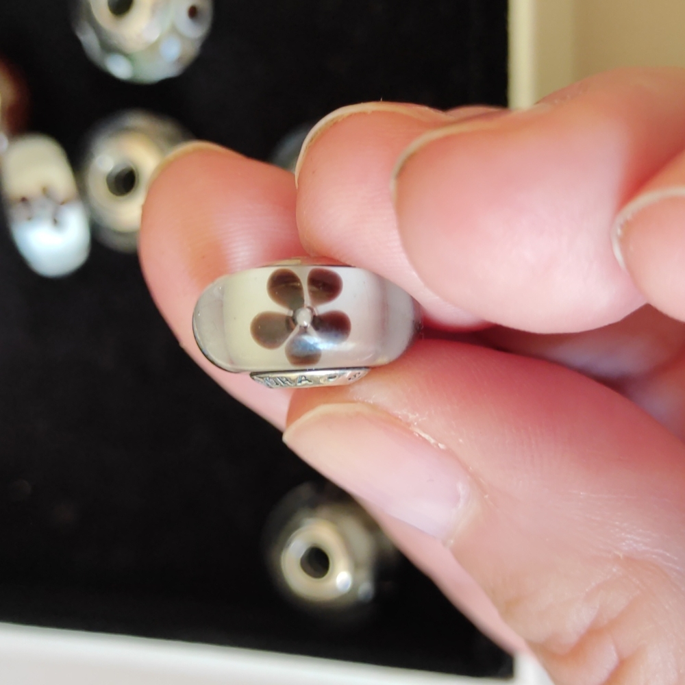 Authentic Pandora Black & White FLOWER Charm